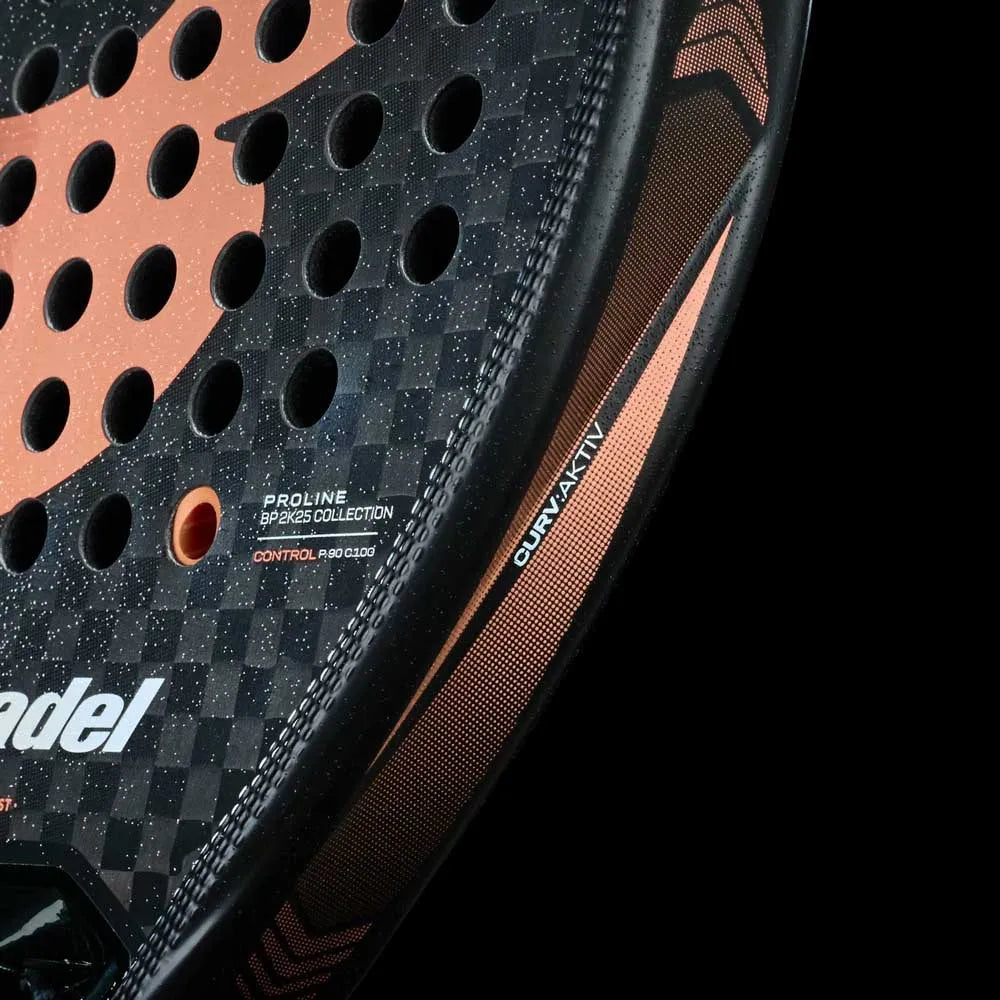 Pala Bullpadel Vertex 04 Hybrid 2025